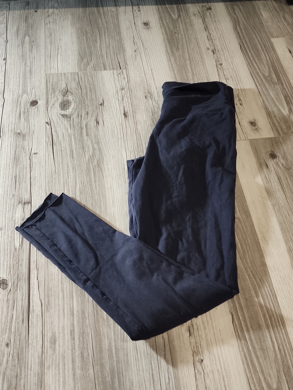 TNA Women's Navy Leggings